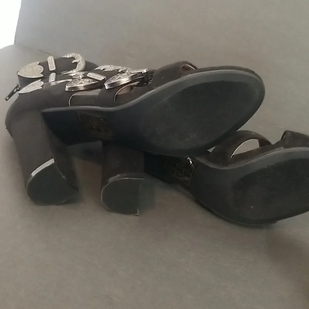 Bella Marie Heels - Picture 4 of 5
